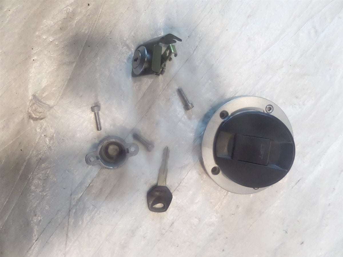 06a84300-1069-4b0f-8962-1565624801e3