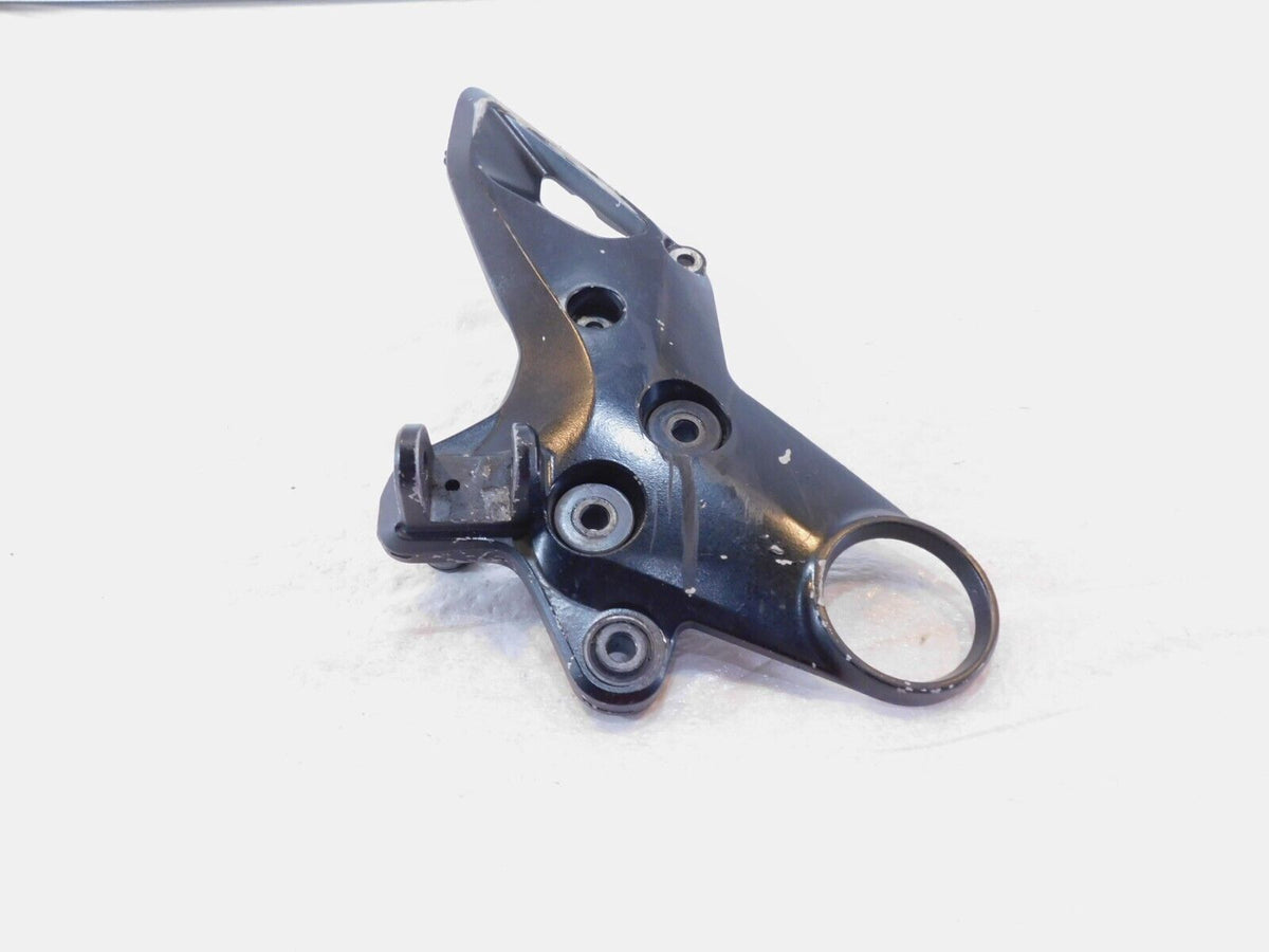 2008 & 2009 Suzuki B-King GSX1300BK Busa King Front Right Foot Rest Peg Bracket - C3 Cycle