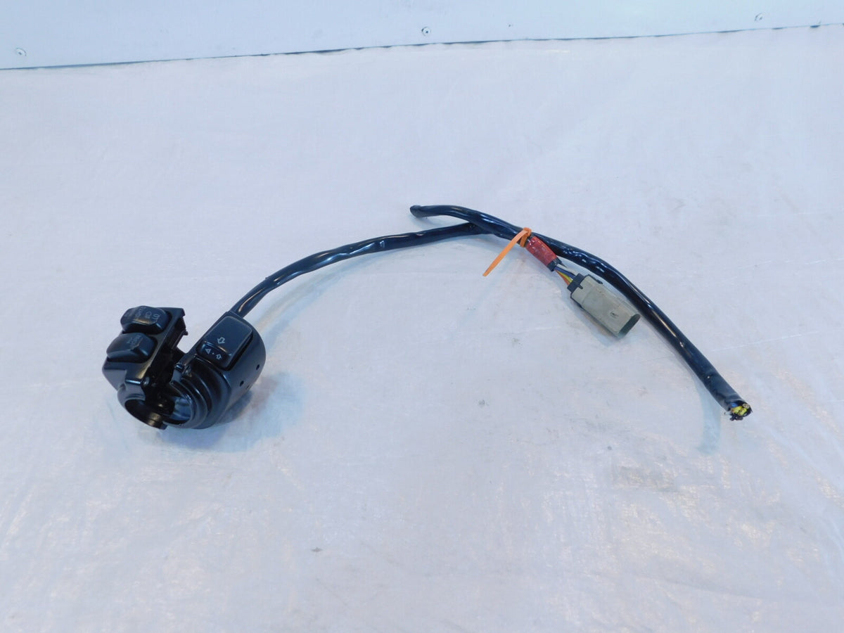 Harley Davidson Softail Dyna Sportster Left Handlebar Horn Turn Signal Switches - C3 Cycle