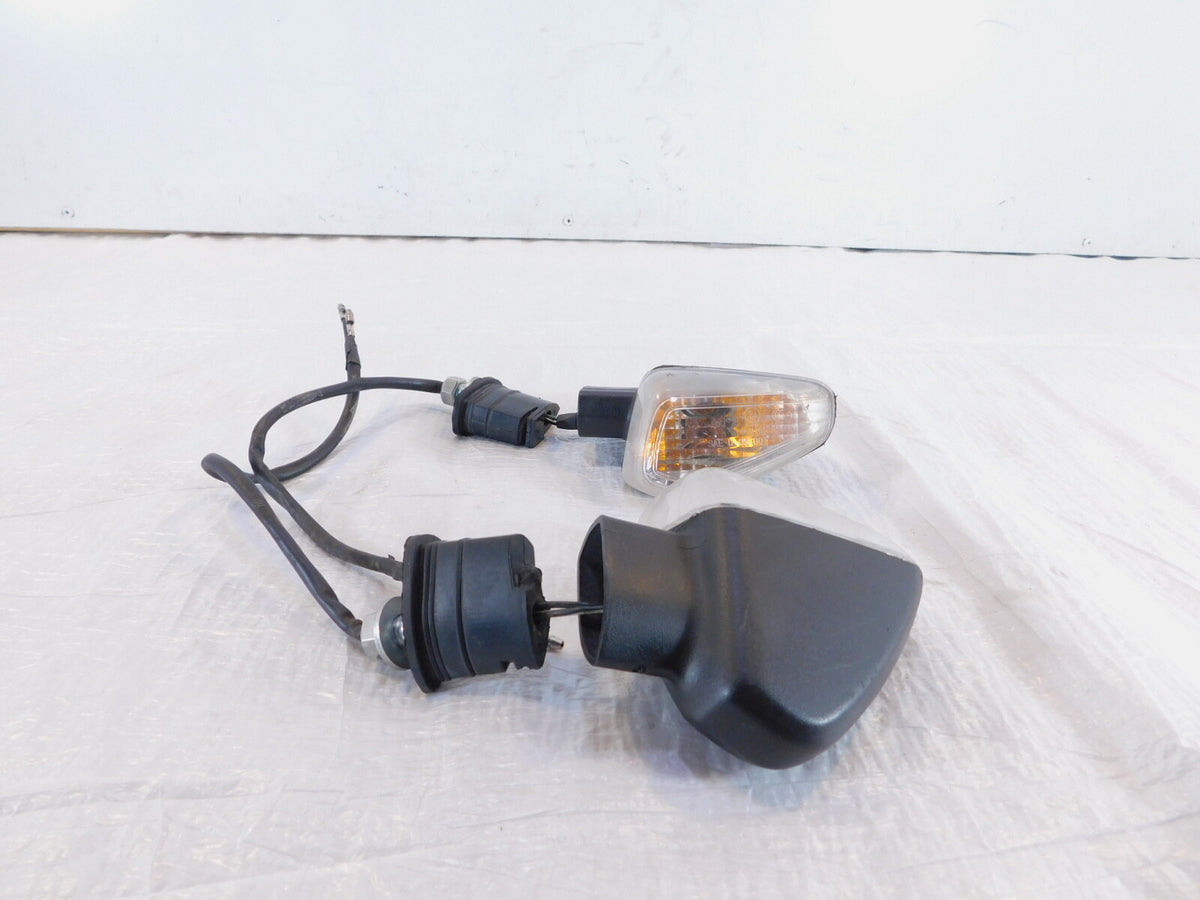 Suzuki GW250 Inazuma 250 L3 L4 L5 L7 Rear Left/Right Indicator Turn Signals - C3 Cycle