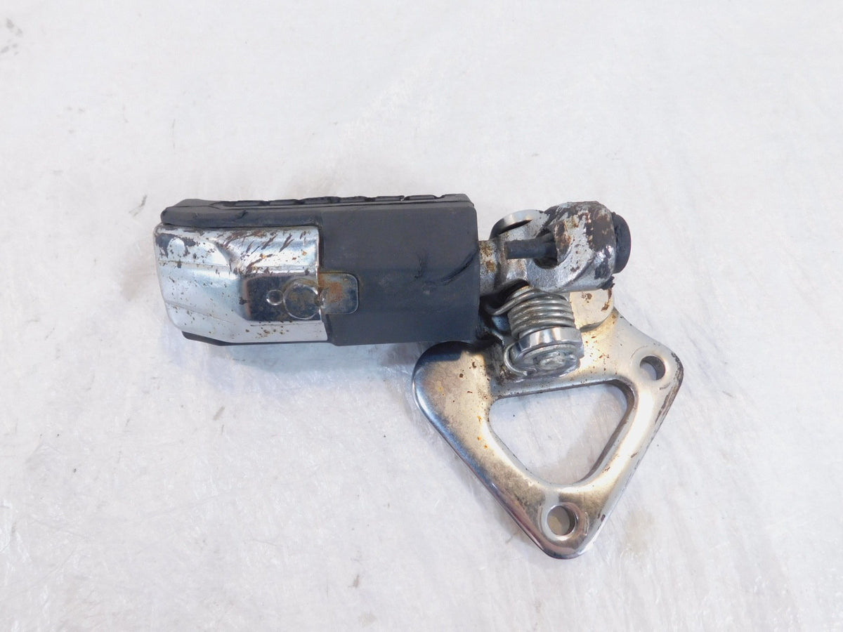 Honda CMX250 CMX250C Rebel 250 Front Right Foot Peg Footrest w/ Mount Bracket - C3 Cycle