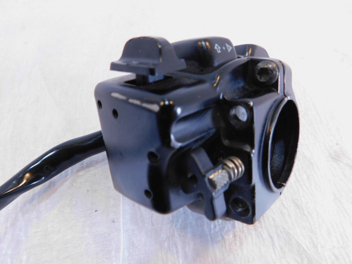 Harley Electra Glide Right Handlebar Engine Stop Start Kill Switches w/ Radio - C3 Cycle