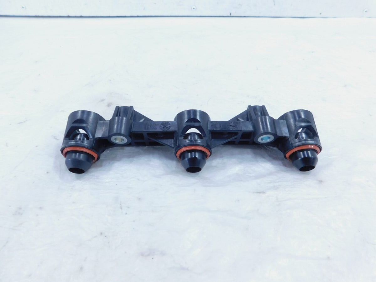 Yamaha FJ09 FZ09 MT09 Tracer XSR900 Lower Throttle Body Fuel Injector Rail Pipe - C3 Cycle