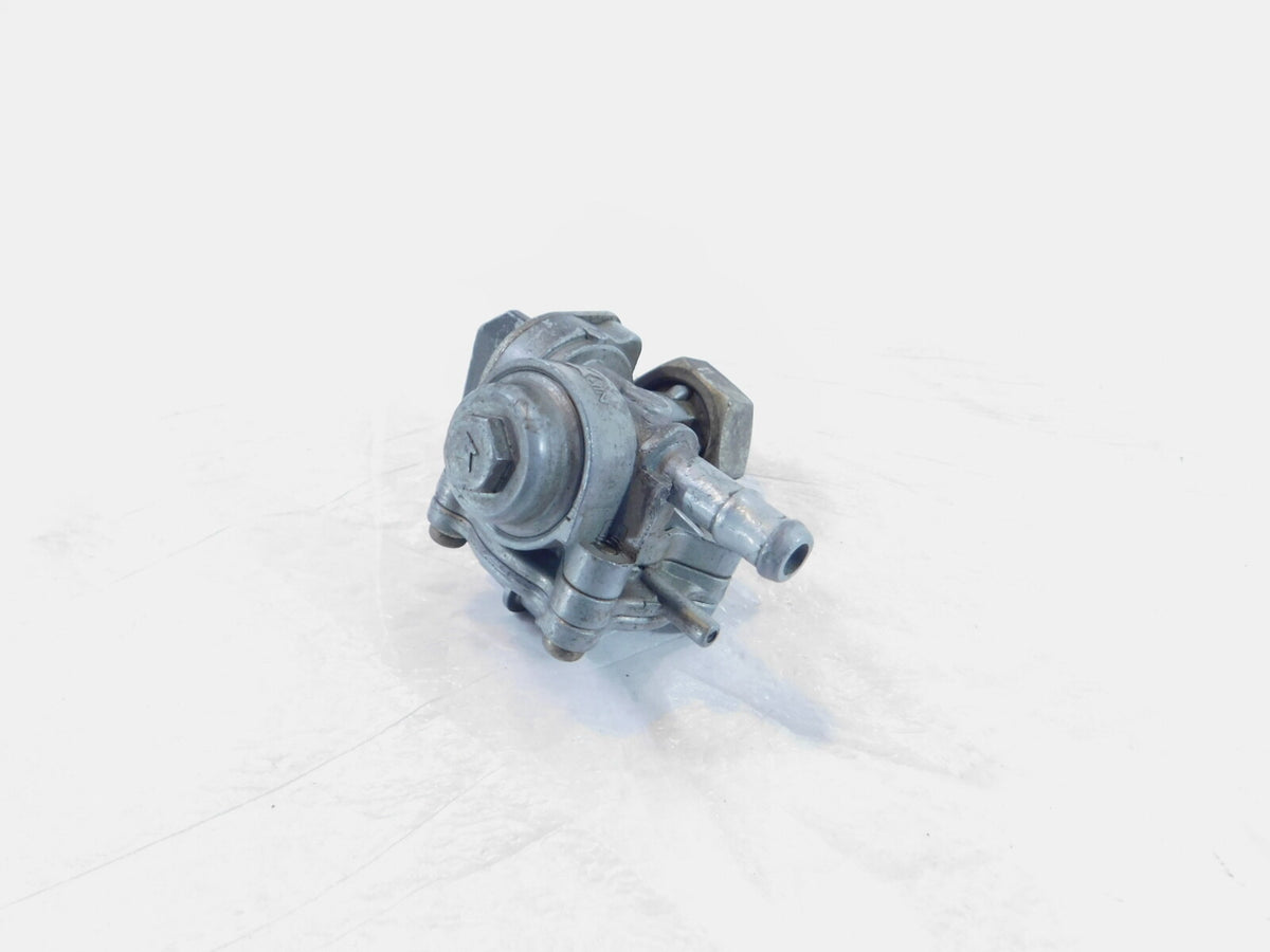 83-85 Honda CB650 CB650SC Nighthawk 650 Petrol Gas Fuel Tank Petcock Valve Tap - C3 Cycle
