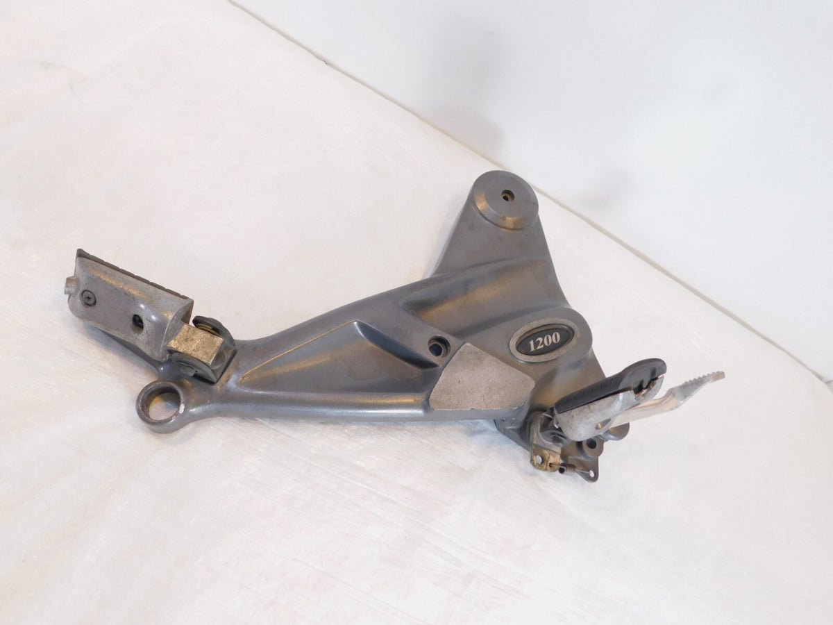 1996-2003 Triumph Trophy 900 1200 Right Footrest Foot Pegs & Bracket Mount - C3 Cycle