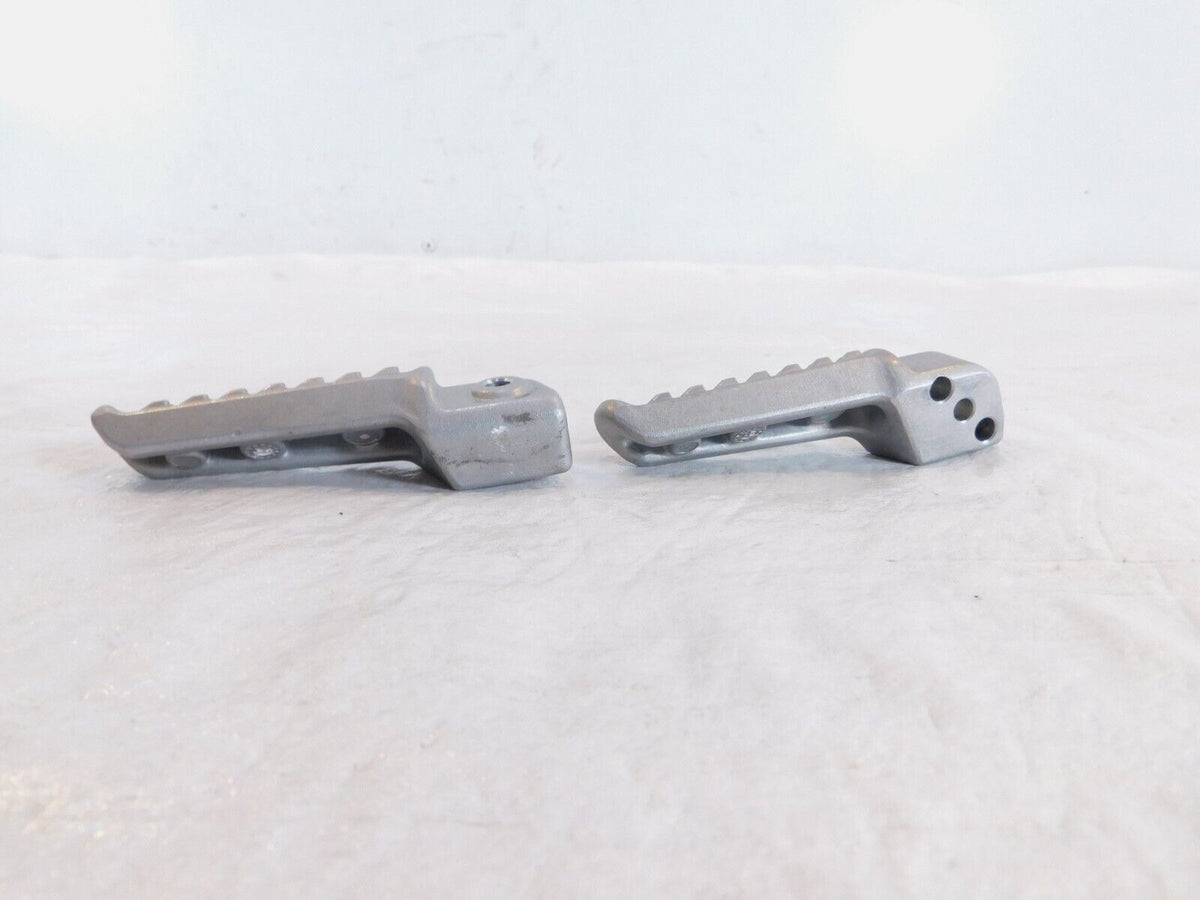 Kawasaki Ninja 400 EX400 ABS Z400 Z900 Passenger Left/Right Footpeg Footrests