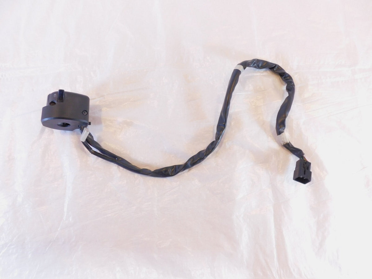 2008-2009 Kawasaki Concours 14 ABS OEM Left Side Handle Bar Light Horn Switch - C3 Cycle