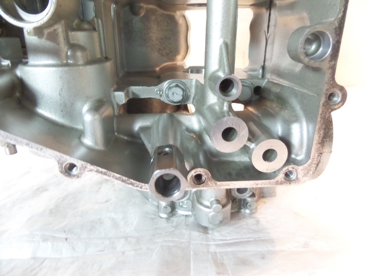 Kawasaki ZX-6R ZZR600 ZX600 OEM Engine Motor Crank Case Crankcase Set 14001-1300 - C3 Cycle