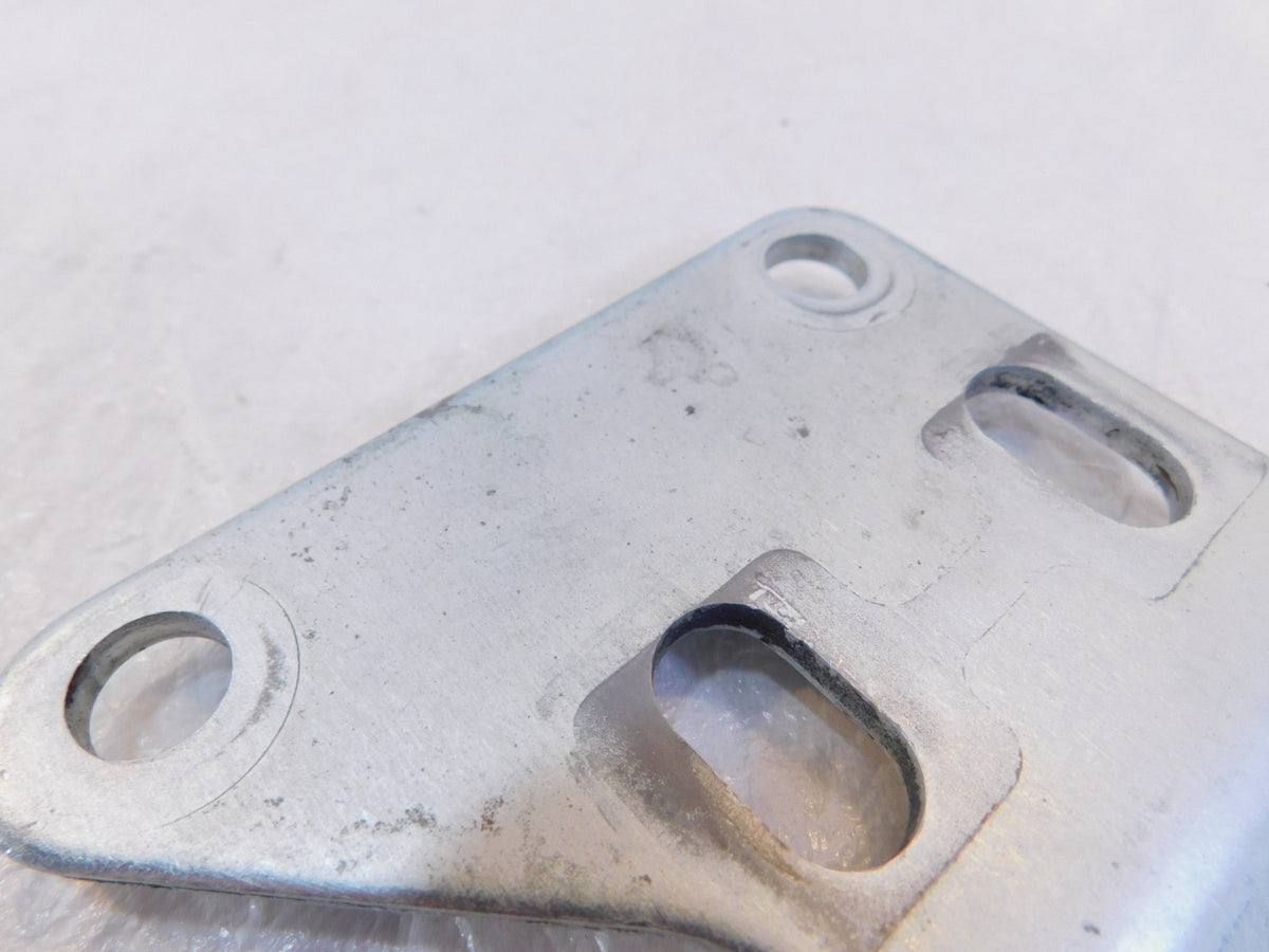 01 2001 02 2002 03 2003 Indian Gilroy Scout & Spirit Transmission Mount Bracket