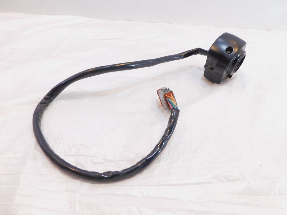 Harley Davidson Electra Glide Ultra Left Handlebar Speaker Volume & CB Switches - C3 Cycle