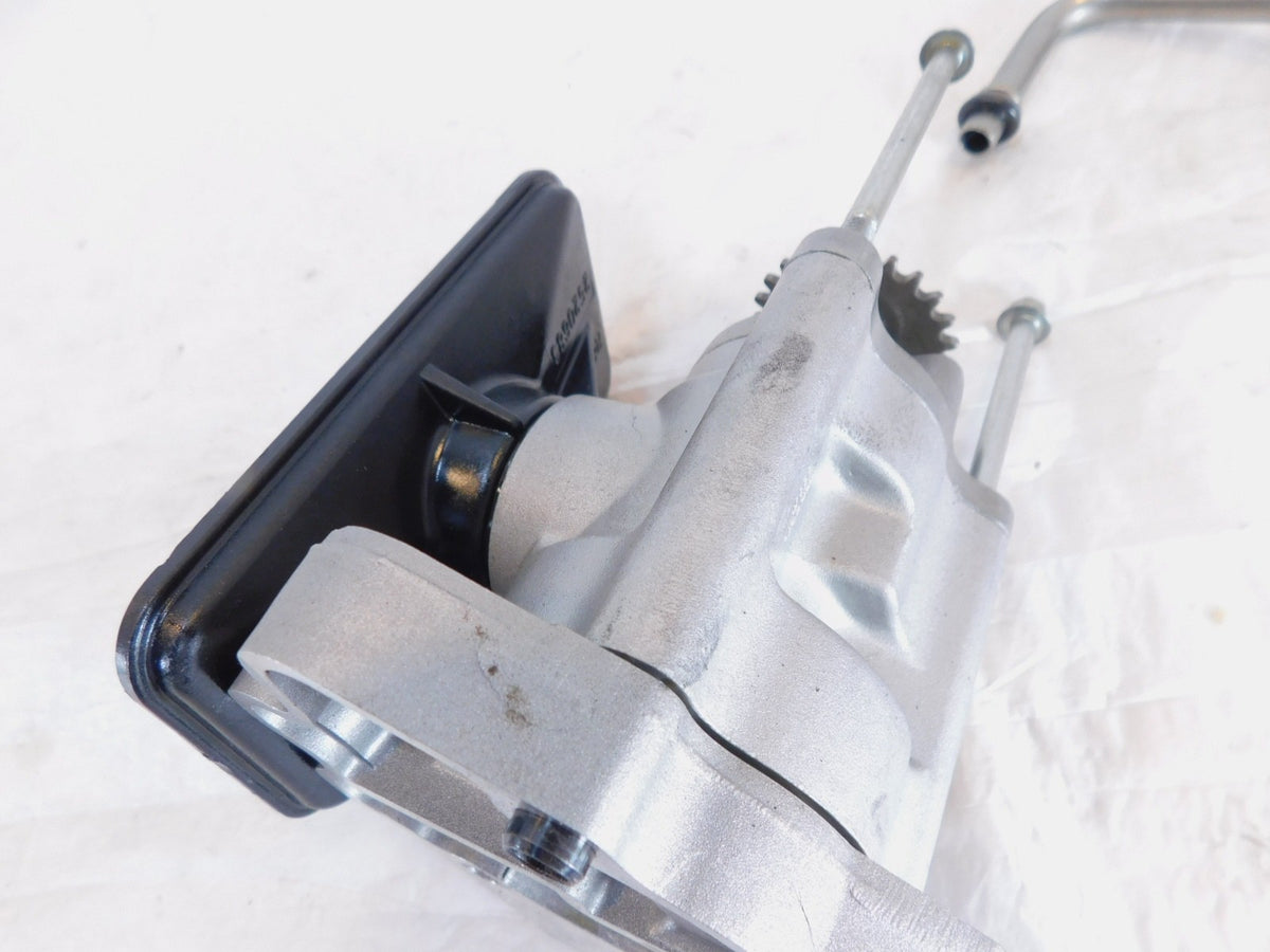 Victory Hammer Kingpin Jackpot & Vegas Engine Motor Oil Pump Lines w/ Chain
