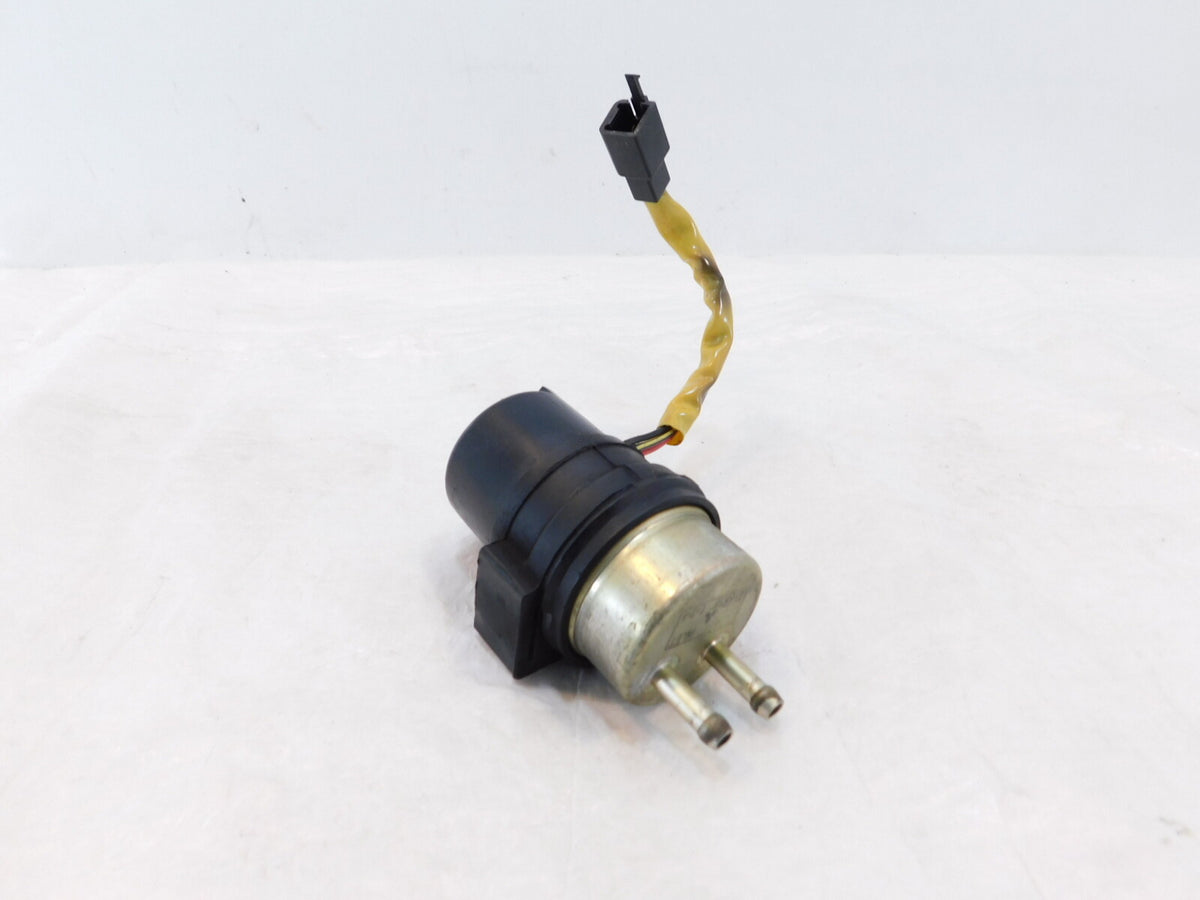 Kawasaki Vulcan 1500 Classic Nomad Voyager XIII Ninja ZX-10 Gas Petrol Fuel Pump