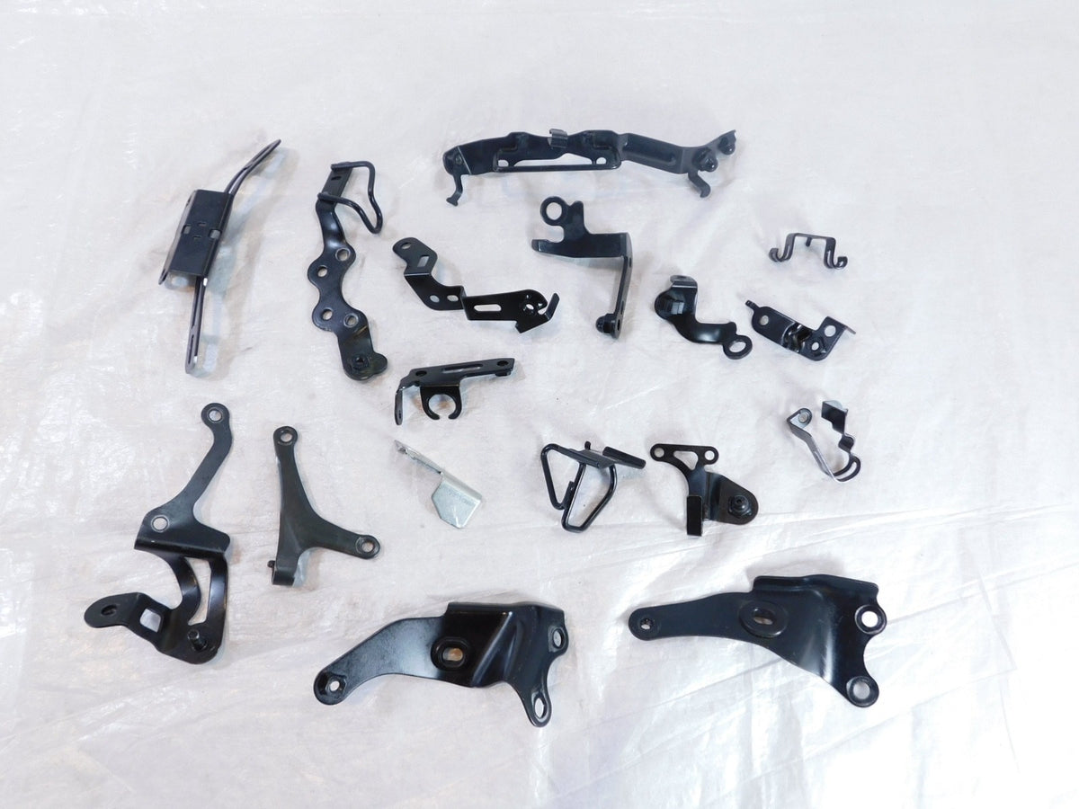 2022 22 Yamaha YZFR7 YZF-R7 R7 Miscellaneous Bracket Mount Stay Parts Box Lot - C3 Cycle