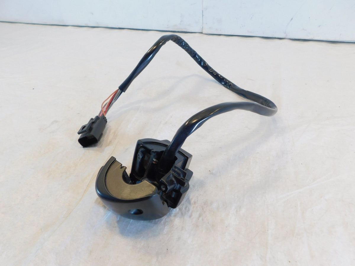 Harley Road King Electra Street Glide Left Handlebar Turn Signal Switch Buttons - C3 Cycle