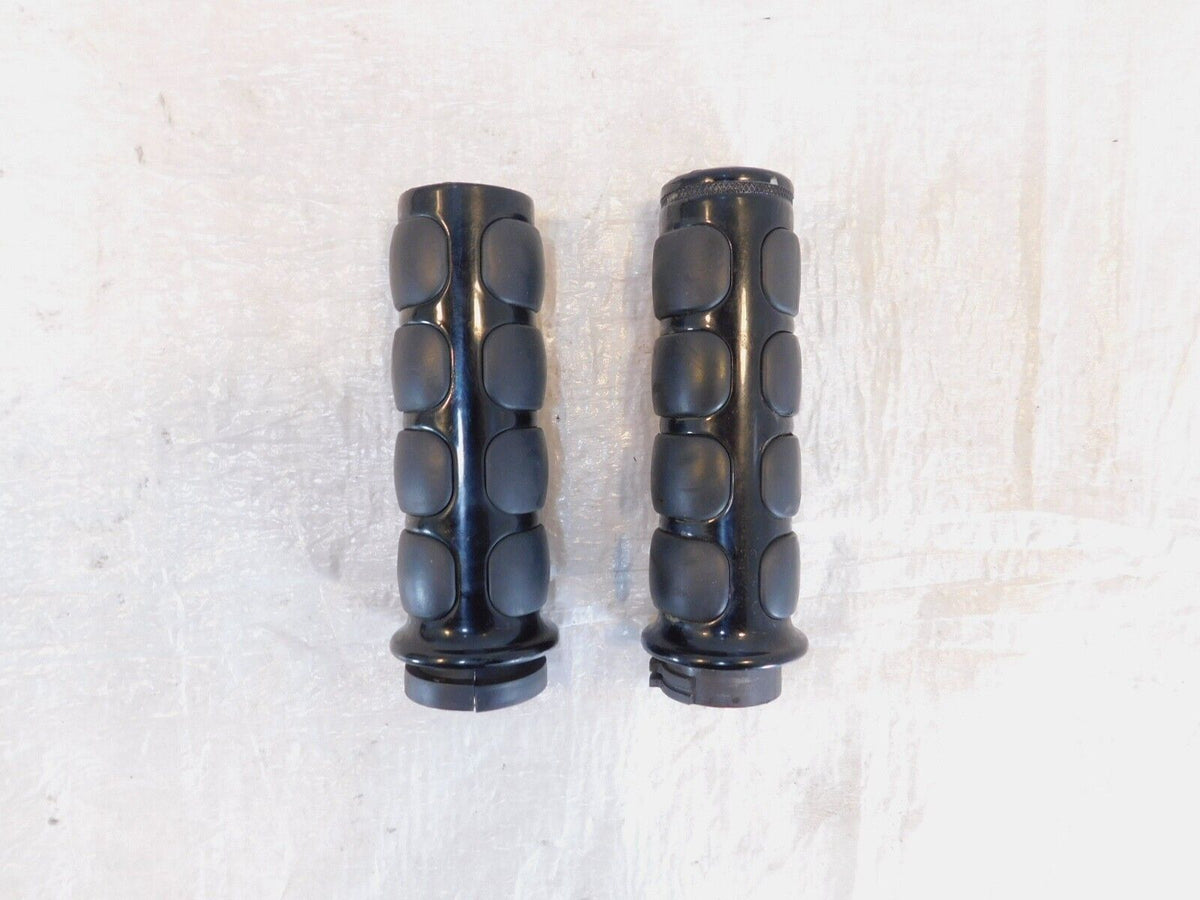 Yamaha V-Star 650 Road Royal Star XVZ13 XV1600 XV1700 Left/Right Handlebar Grips - C3 Cycle