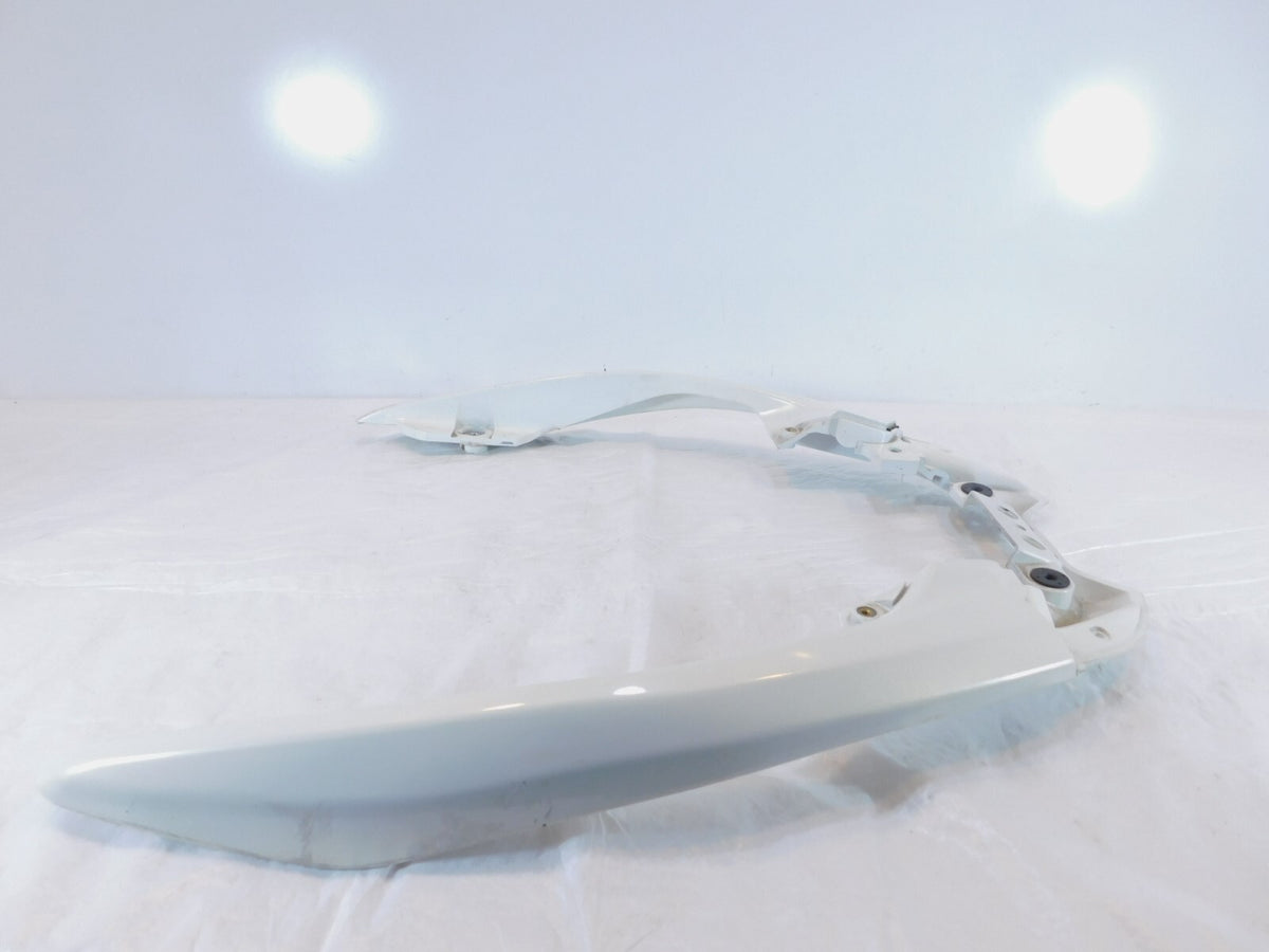 2007-2011 Suzuki Burgman 400 AN400 White Rear Passenger Pillion Grab Bar Handles