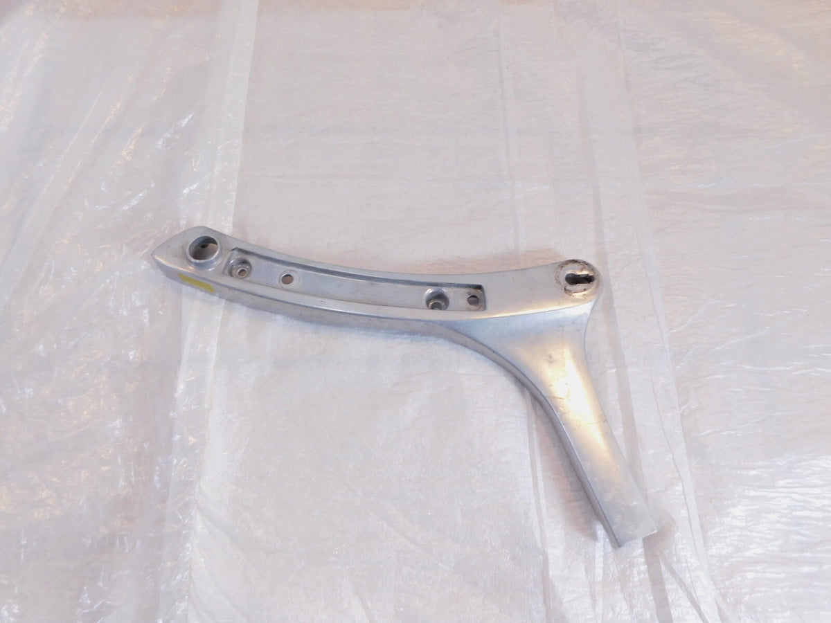 Honda Shadow VT700 700 VT750 750 Rear Right Passenger Backrest Sissybar Upright