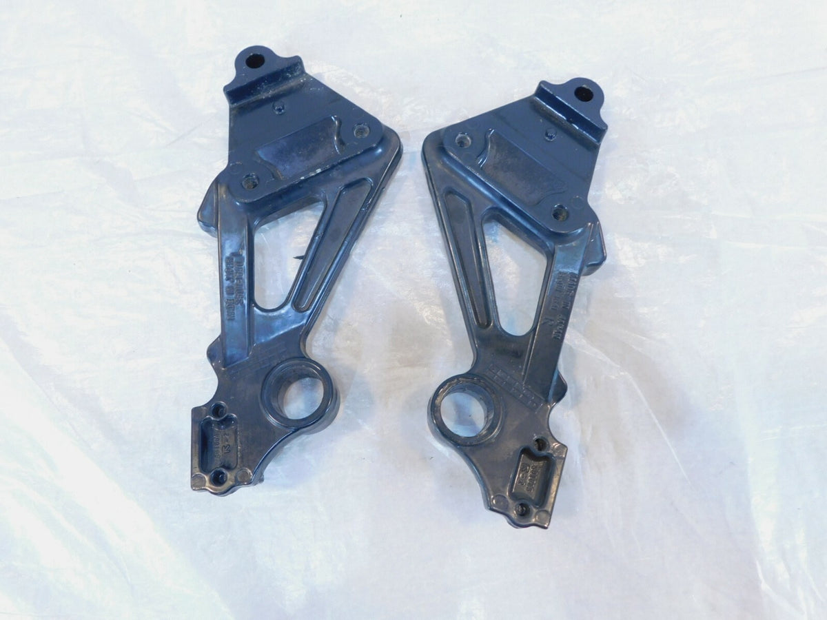 94-01 Kawasaki Ninja ZX11 ZX1100 Right/Left Rear Foot Rest Peg Mount Brackets - C3 Cycle