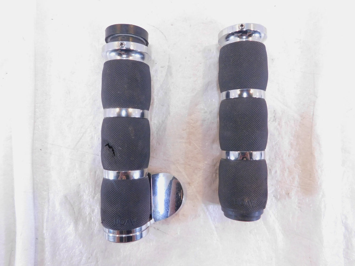 Kawasaki Vulcan 1700 1500 Classic Nomad Avon Right Left Throttle Handlebar Grips - C3 Cycle