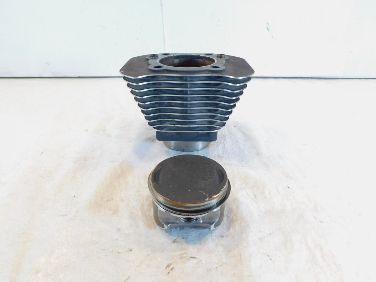Harley Davidson Sportster 1200 48 Forty-Eight Engine Cylinders Barrel & Piston
