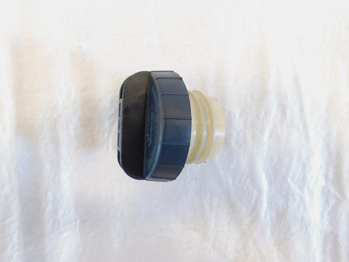 Harley Road King Sportster Dyna & Softail Black Fuel Gas Petrol Tank Cap Lid - C3 Cycle