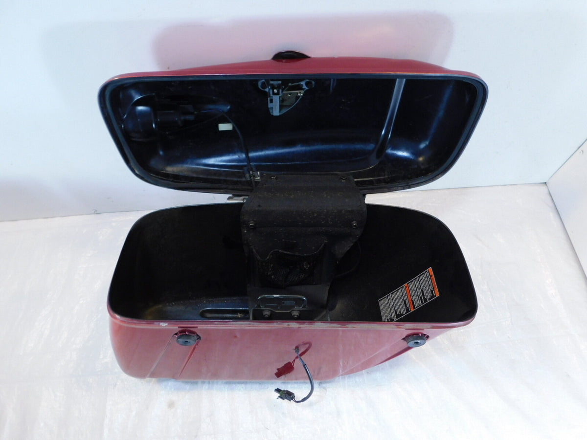 2002-2006 Victory V92 Deluxe & Touring Cruiser Left Saddlebag Side Luggage Bag - C3 Cycle