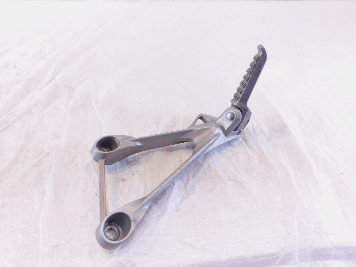 2005-2006 Kawasaki Ninja ZX6R ZX636 ZX6RR ZX600 Left Rear Foot Peg Bracket Mount - C3 Cycle