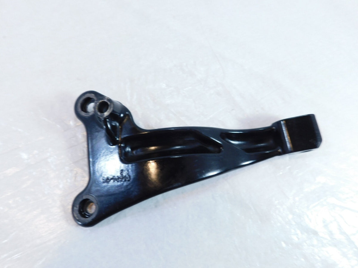 Harley Davidson Dyna Street Bob & Super Glide Exhaust Pipe Mount Bracket Hanger - C3 Cycle