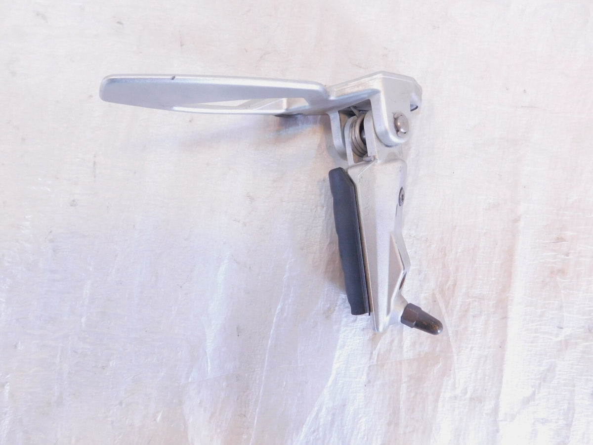 2005-2010 BMW R1200R R1200ST Front Left Footrest Foot Peg & Bracket Mount Plate - C3 Cycle