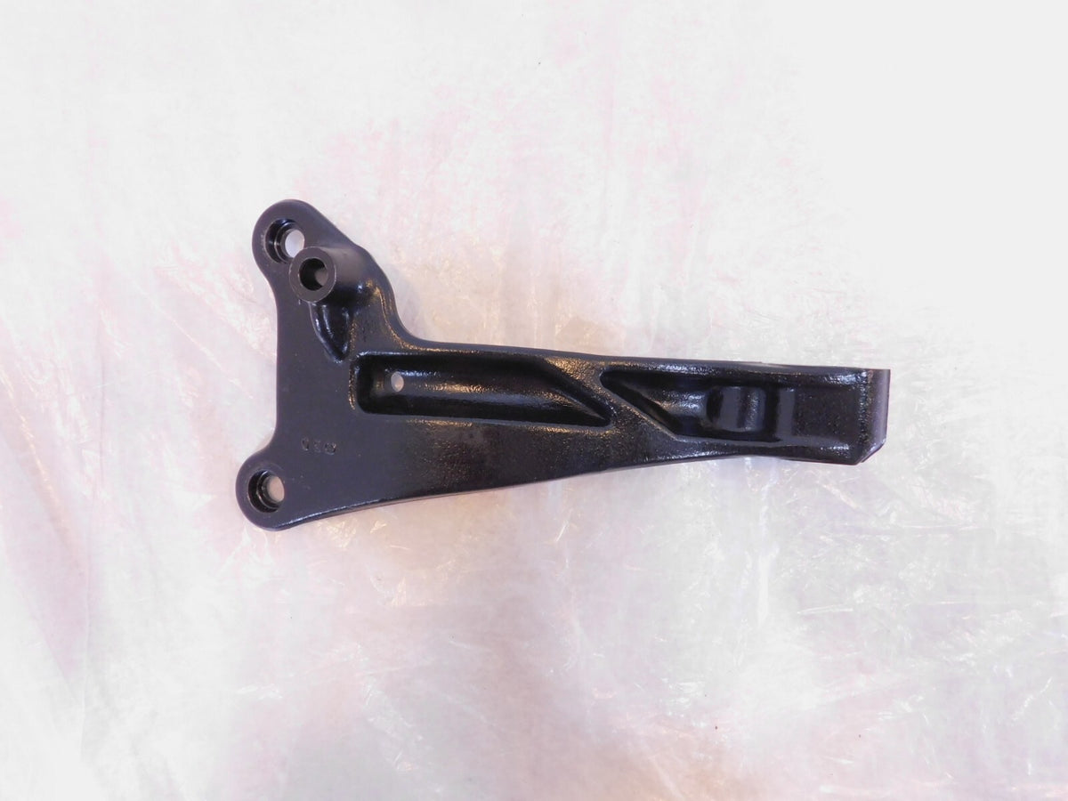Harley Davidson Dyna Street Bob & Super Glide Exhaust Pipe Mount Bracket Hanger - C3 Cycle
