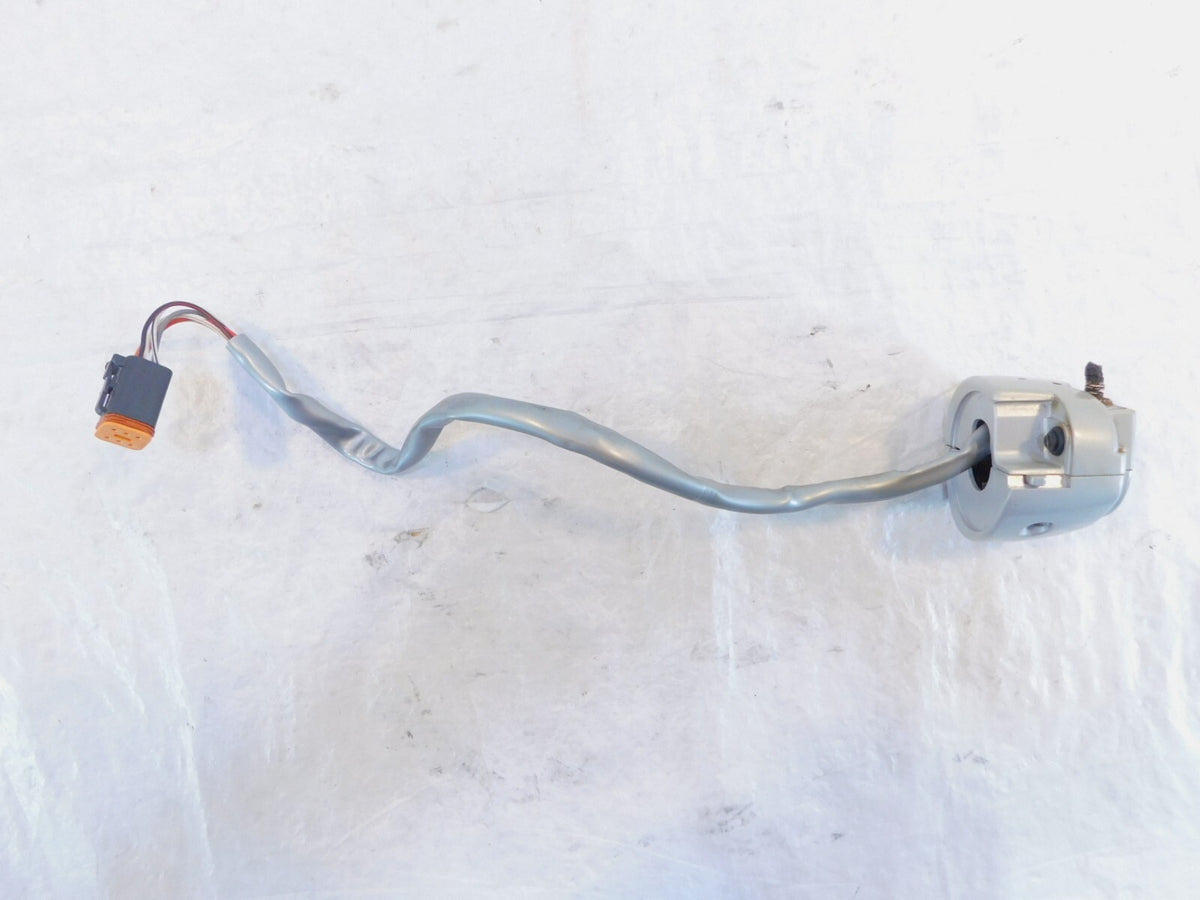 02-05 Harley Davidson V-Rod VRSC Vrod Right Engine Start Stop Turn Signal Switch - C3 Cycle