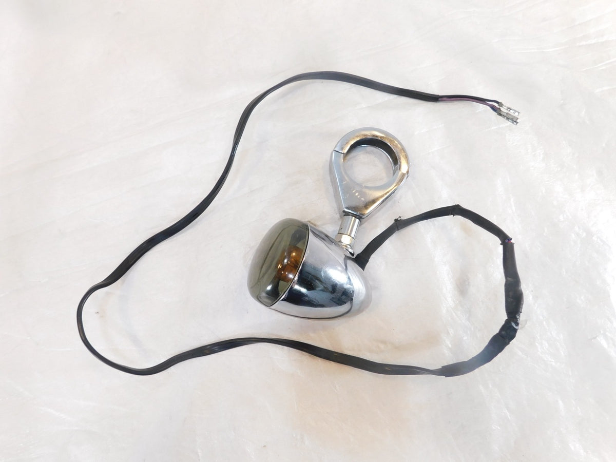 Harley Davidson Chrome Softail Dyna VRod Front Turn Signal Indicator w/ Bracket - C3 Cycle