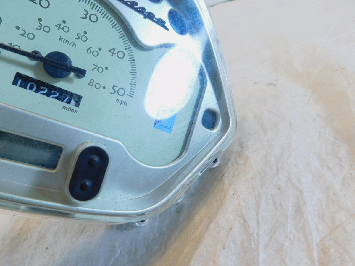 2006-2013 Piaggio Vespa LX 50 Instrument Cluster Speedometer Speedo Fuel Gauges - C3 Cycle