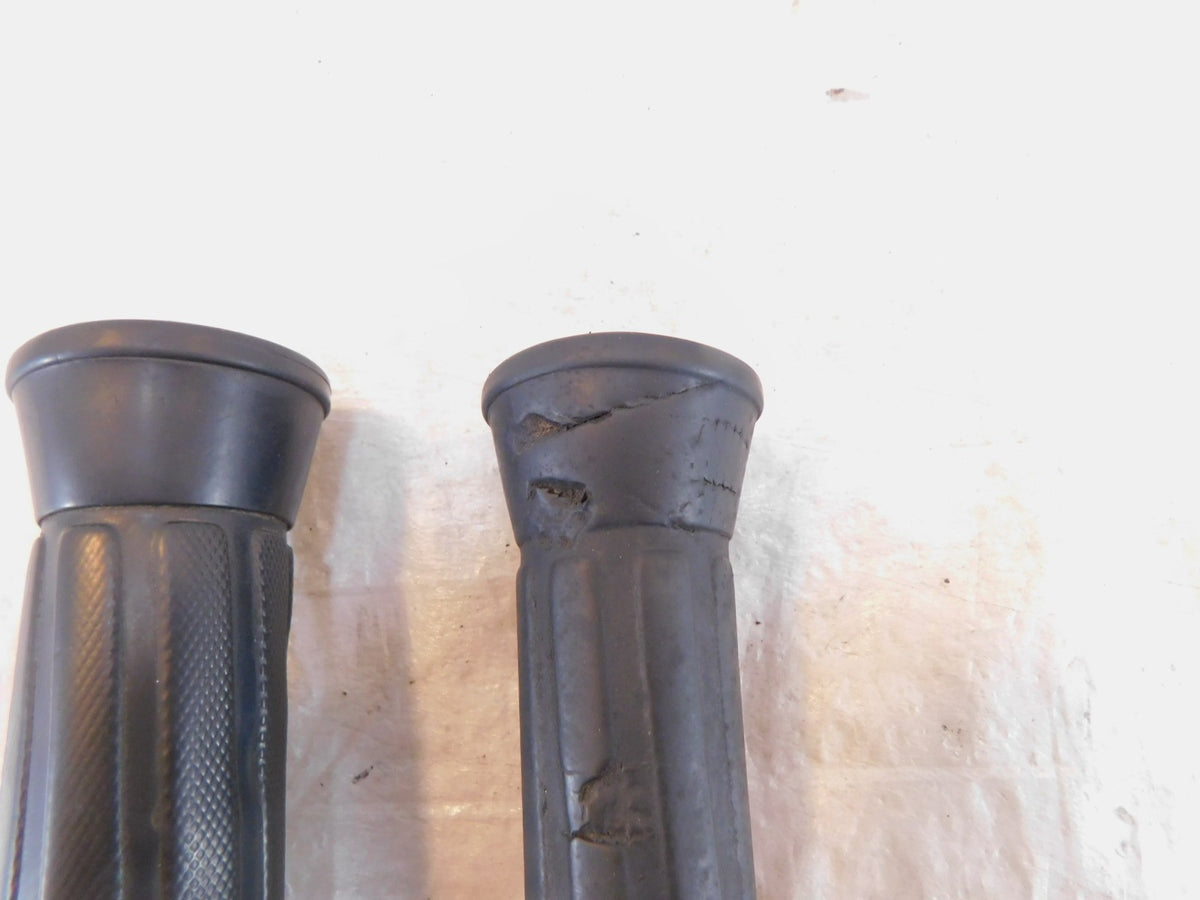Pair 1982-1983 Yamaha XJ750 Maxim 750 Front Left/Right Handlebar Handle Grips - C3 Cycle