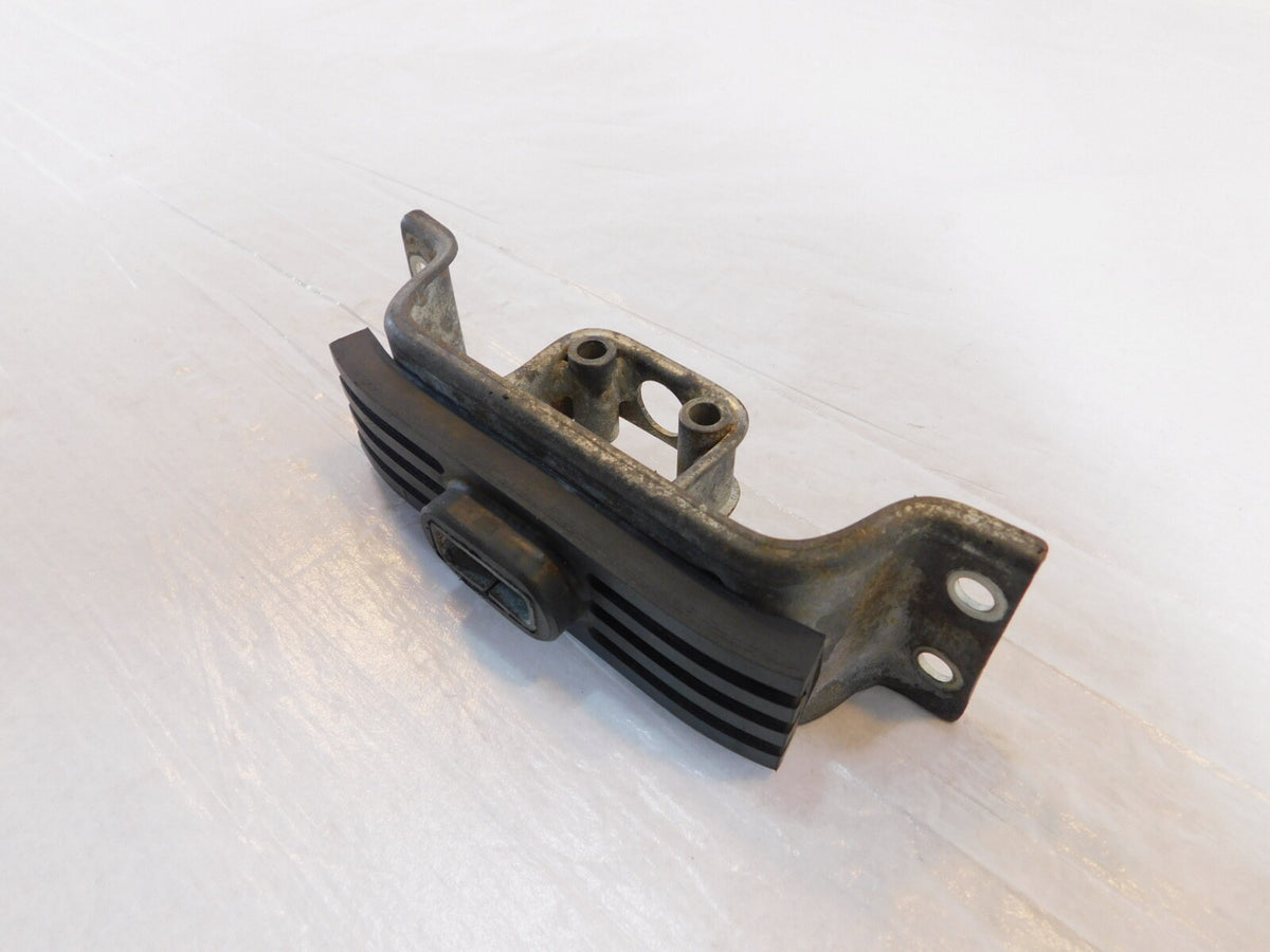 91-95 Yamaha FZR1000 Rear Fuel Gas Petrol Tank Mount Mounting Bracket w/ Damper - C3 Cycle