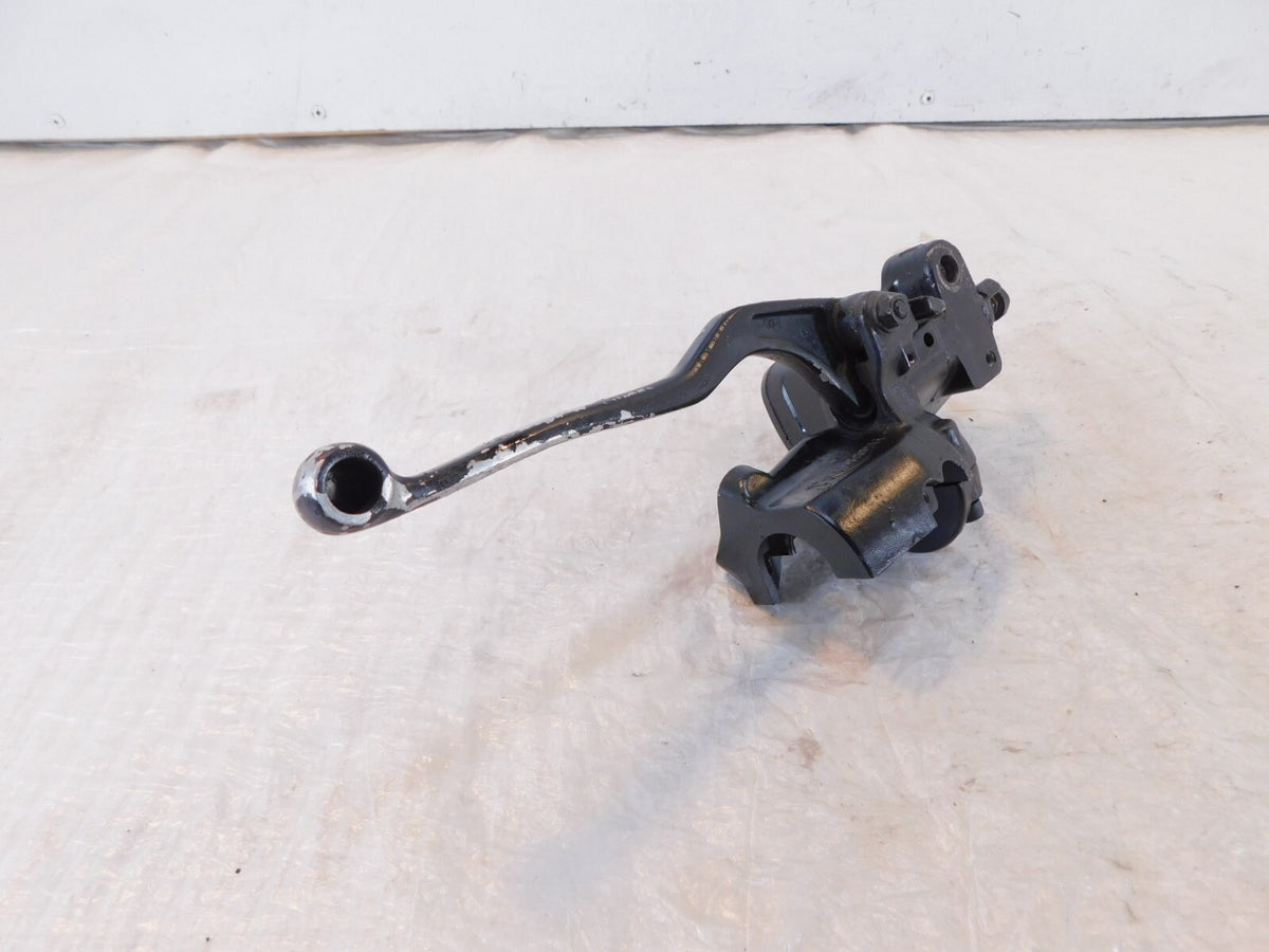 Triumph America Bonneville T100 Thruxton 900 Front Wheel Brake Master Cylinder
