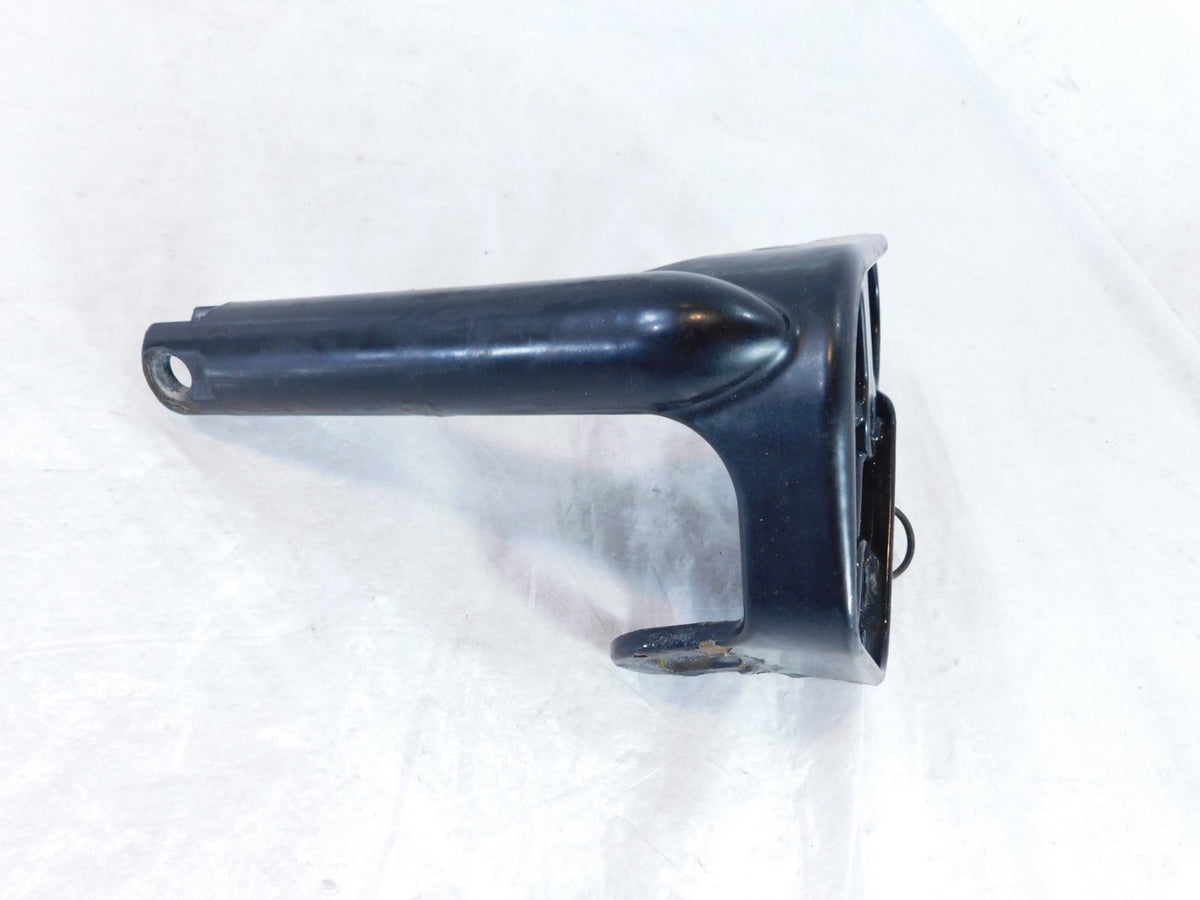 2007 07 Harley Davidson Softail Custom FXSTC Right Footpeg Mount Bracket - C3 Cycle