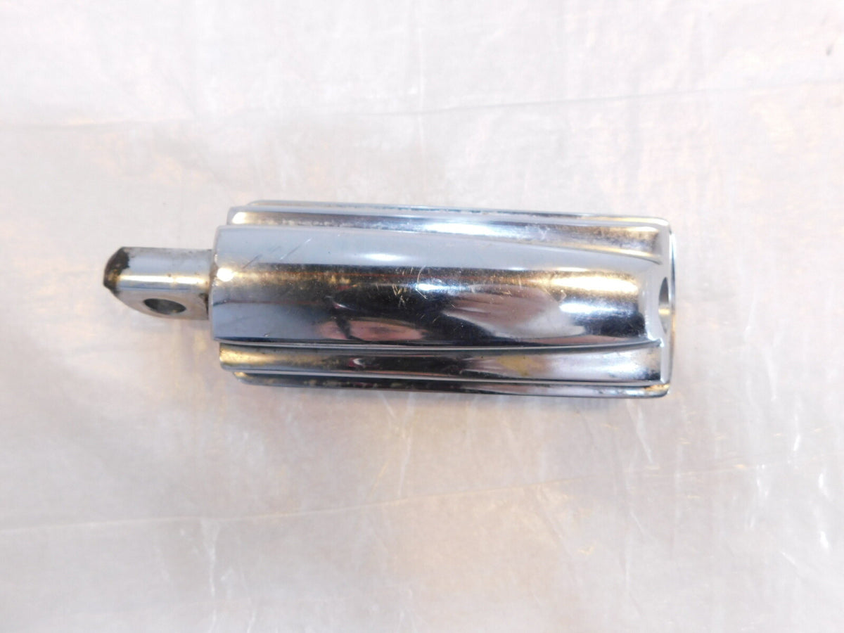 Pair Harley Touring Dyna Sportster & Softail Chrome & Rubber Footpeg Footrests - C3 Cycle