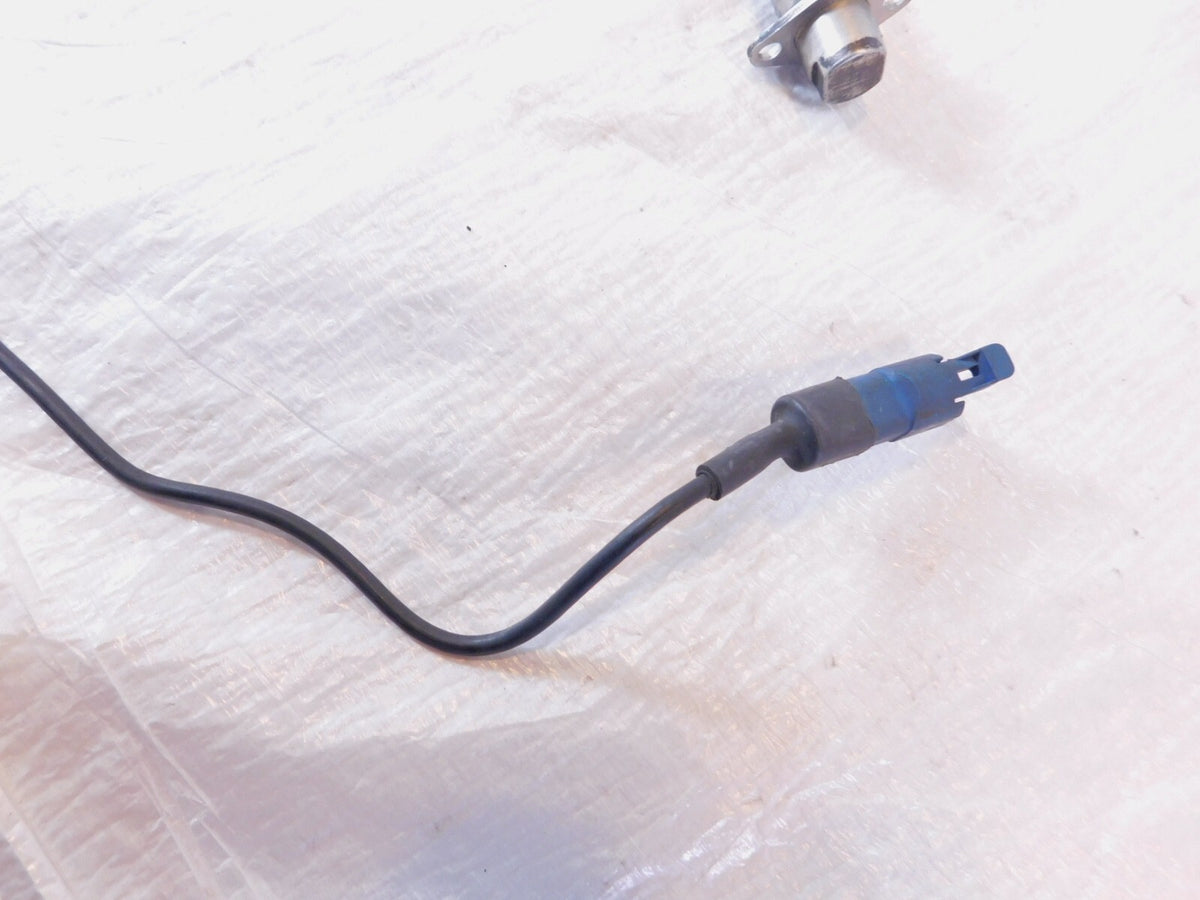 BMW K75 K100RS K100LT K1100RS K1100LT R1100RS Rear Wheel ABS Speed Pulse Sensor