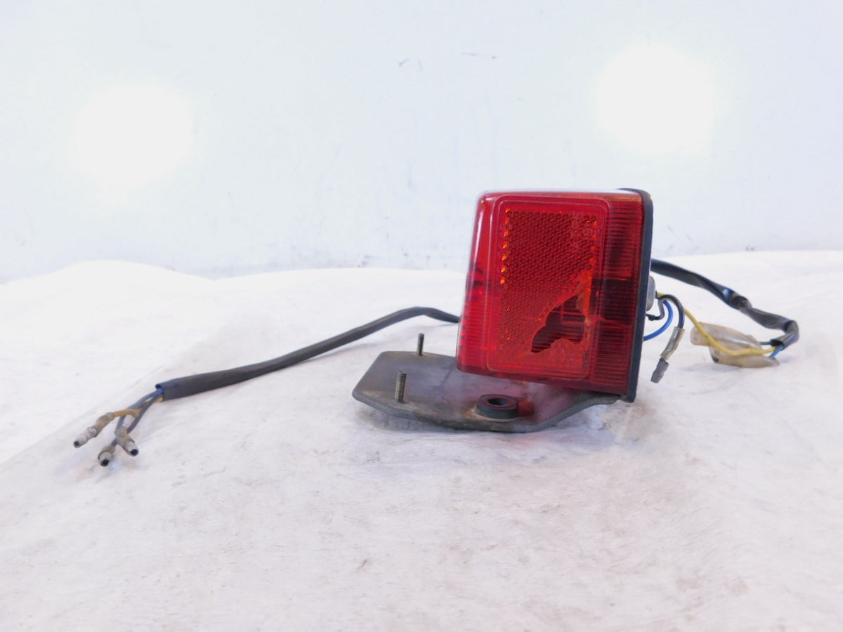 1981-1983 Yamaha Virago 750 XV750 Rear Wheel Tail Light Brake Light Lamp Unit