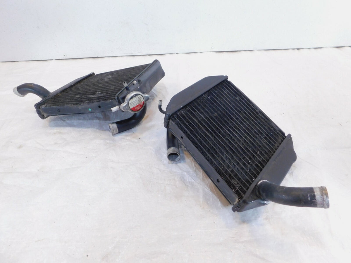 2008 2009 & 2010 Buell 1125 1125R & 1125CR Left & Right Engine Coolant Radiators - C3 Cycle