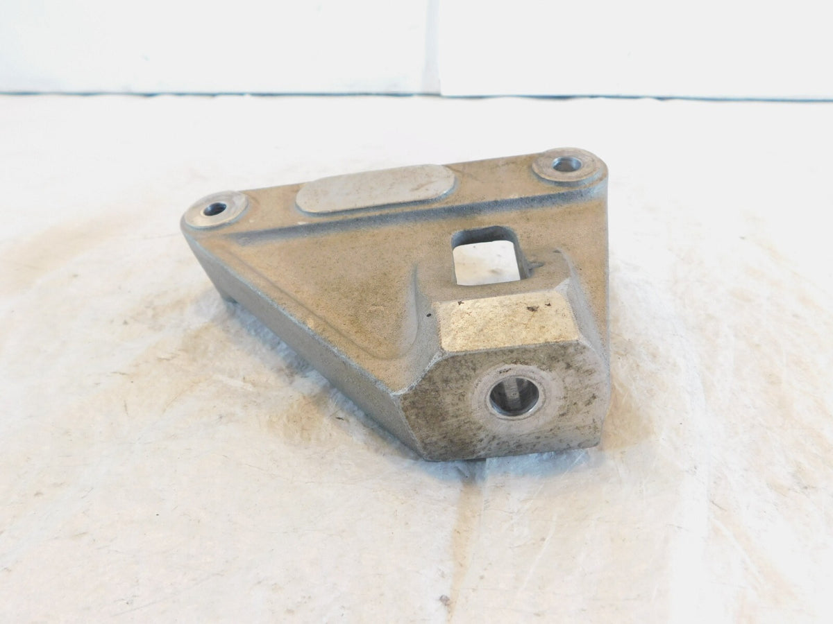 1995 & 1996 Buell S2 S2T Thunderbolt Engine Isolator Mount Bracket L0149.8A - C3 Cycle