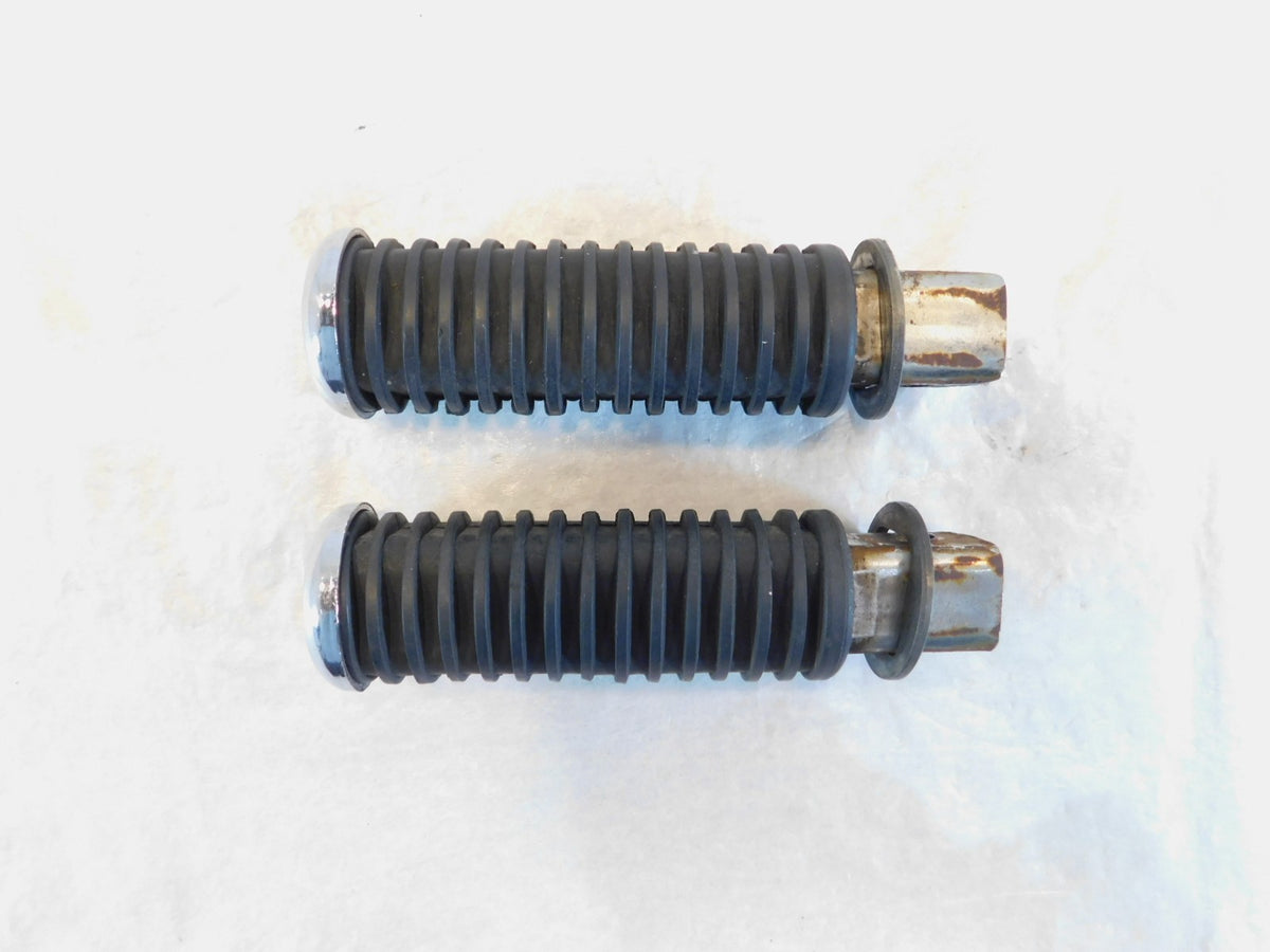 Honda VT750 Shadow 750 ACE Deluxe & Spirit Rear Passenger Footpeg Footrests - C3 Cycle