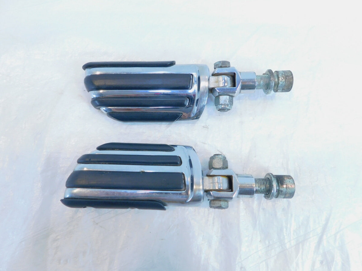Pair Harley Touring Dyna Sportster & Softail Chrome & Rubber Footpeg Footrests - C3 Cycle
