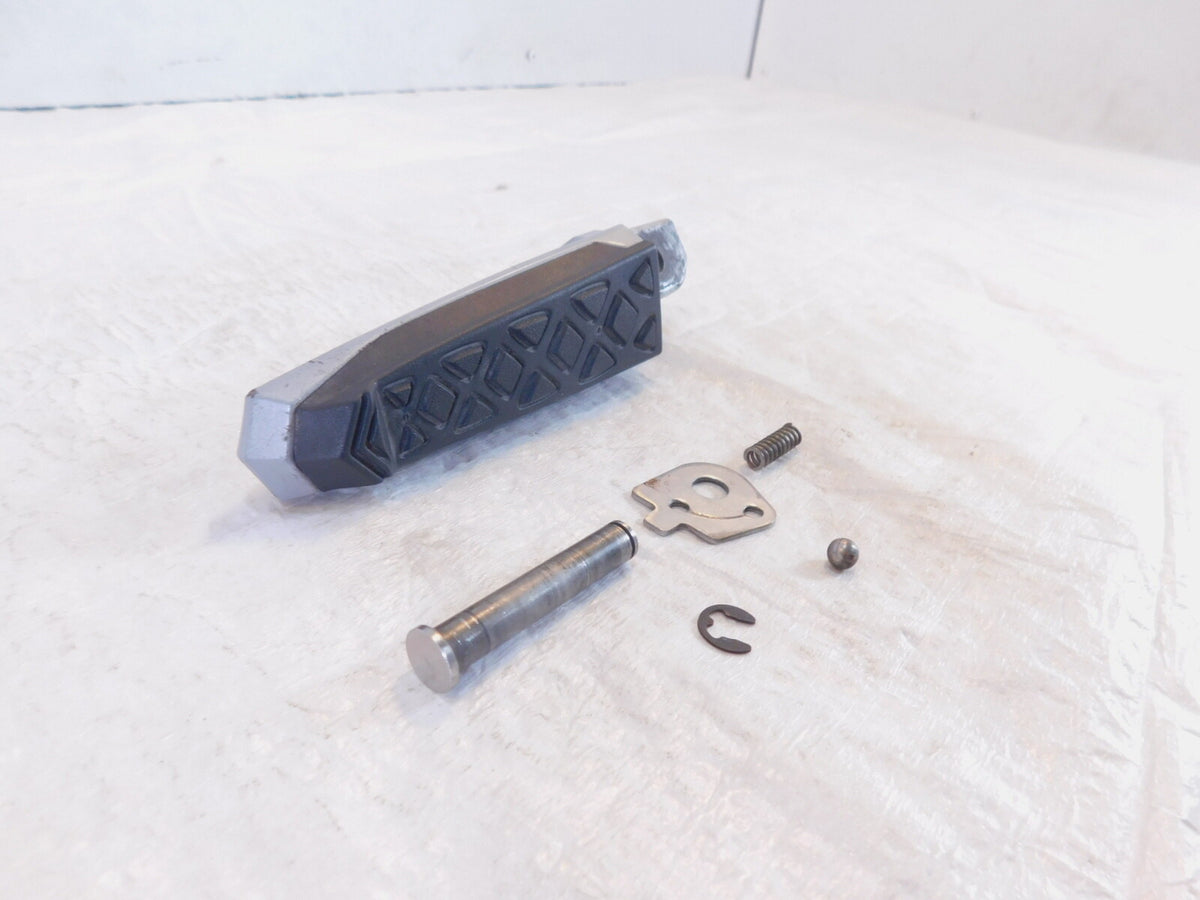 2008 08 Can-Am Spyder GS Roadster 990 SE5 SM5 Rear Left Footpeg Footrest Peg - C3 Cycle