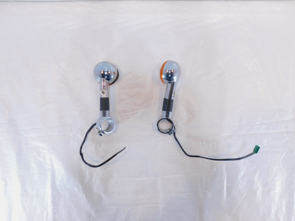 1990-03 Suzuki Intruder 1400 VS1400 Front Left/Right Turn Signal Indicator Lamps