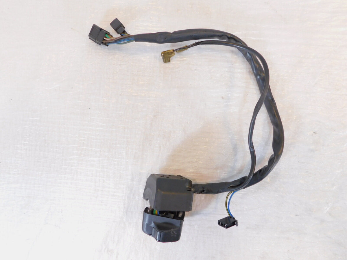 Yamaha FZR1000 & YZF750R Left Horn & Turn Signal Handlebar Switch Buttons - C3 Cycle