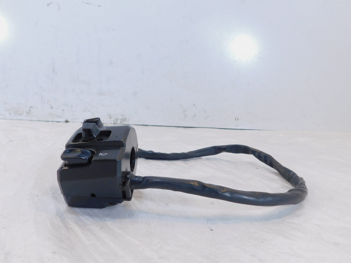 KTM 690 990 Super Duke 1190 RC8 RC8R Left Handlebar Headlight Signal Horn Switch - C3 Cycle