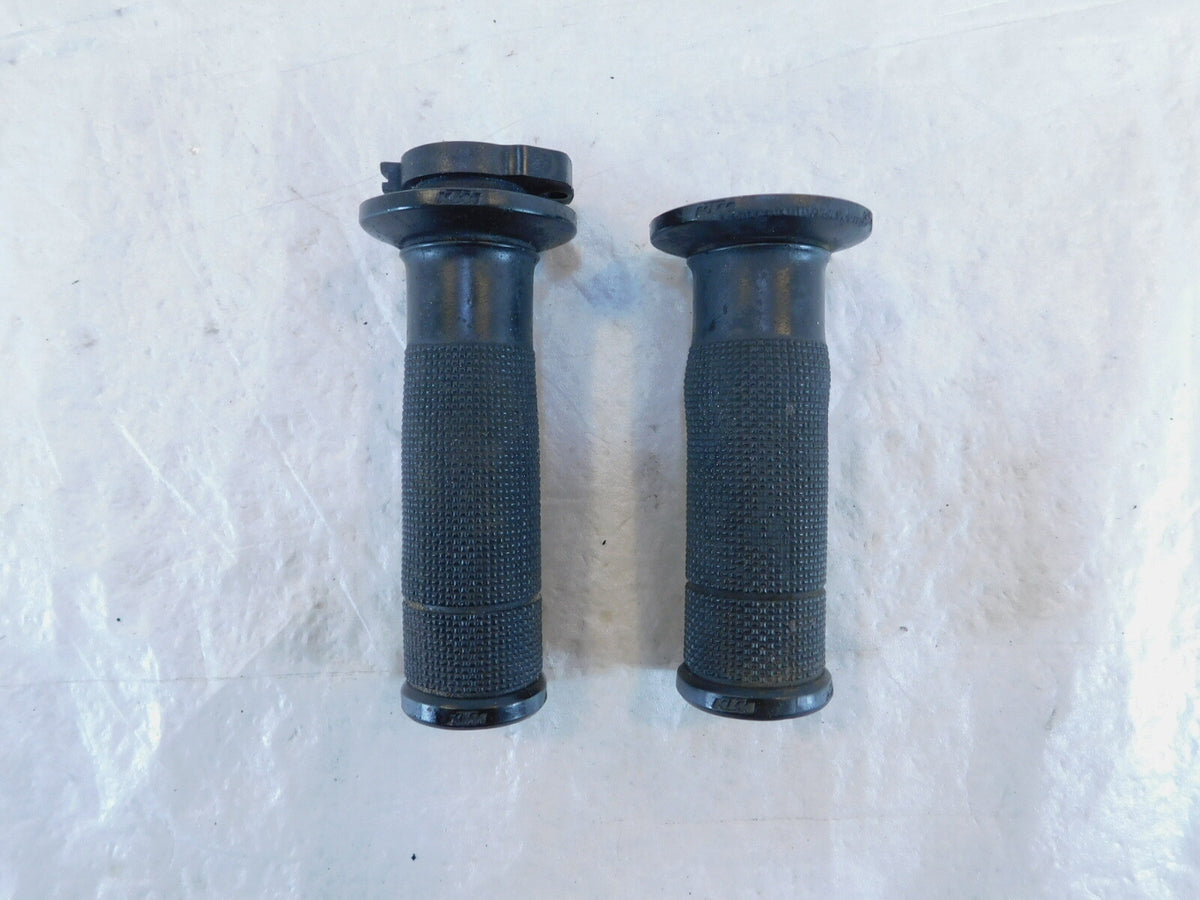 2015 & 2016 KTM 250 390 Duke Left/Right Rubber Handlebar Throttle Grip Tubes - C3 Cycle