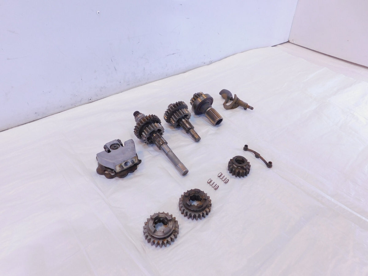 1984 Harley Davidson Sportster XLX Ironhead 1000 4 Speed Transmission -Rusty